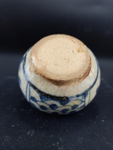 古玩陶瓷【明代】青花花卉紋水盂【路份高,收藏價值好】拍賣,當前價格0元