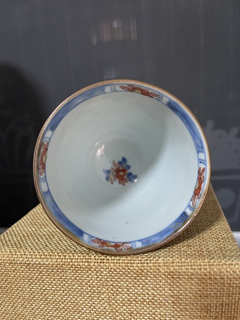 古玩陶瓷(保真卡)康熙青花礬紅花卉紋大鈴鐺杯拍賣,當前價格1888元