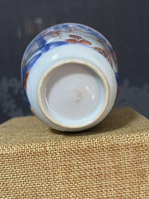 古玩陶瓷(保真卡)康熙青花礬紅花卉紋大鈴鐺杯拍賣,當前價格1888元