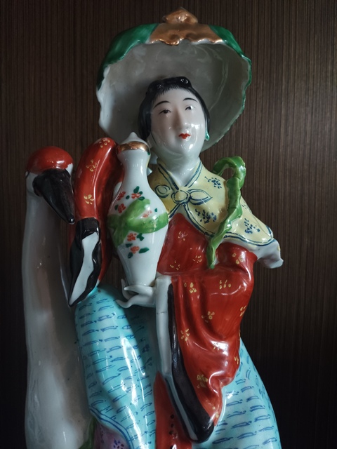 古玩陶瓷粉彩仙鶴麻姑仙女雕像拍賣，當前價格888元