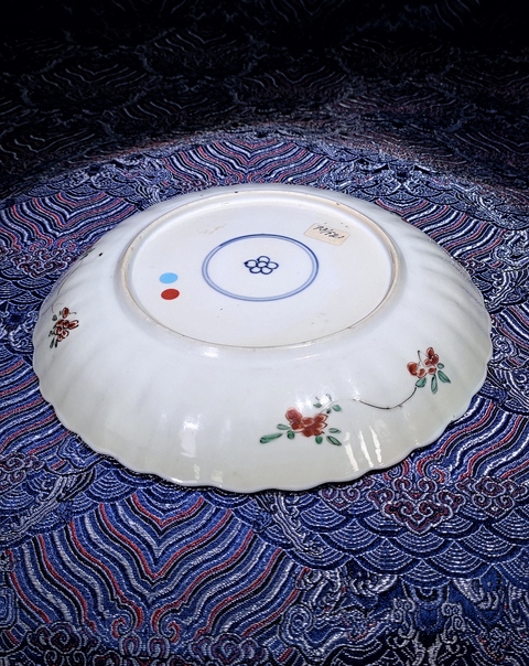 古玩陶瓷【佳士得精品】清康熙五彩描金鳳凰麒麟紋花口盤拍賣,當前價格28600元