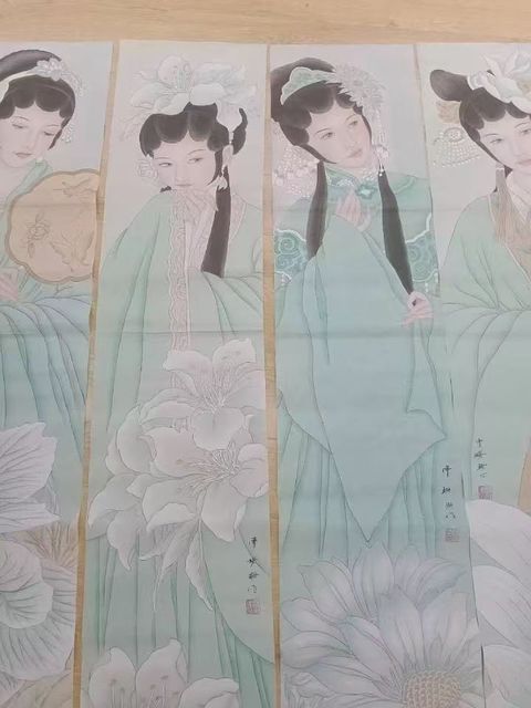 古玩字畫中美協(xié)會員名家曹珊珊 戲裝侍女四屏拍賣,當前價格5888元