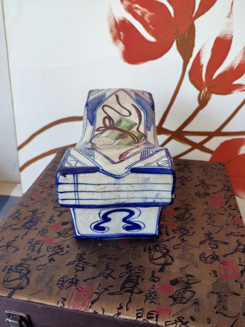 古玩陶瓷青花五彩花卉瓷忱拍賣,當前價格980元