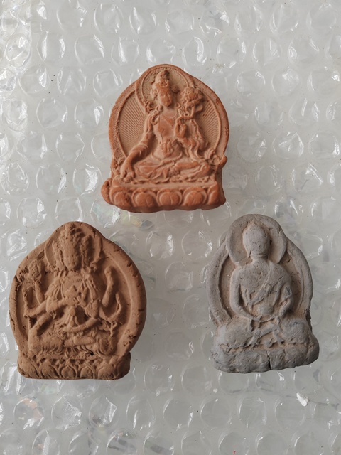 古玩陶瓷清代檫檫隨身佛拍賣,當前價格168元