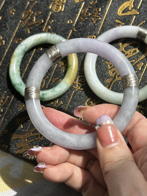 古玩玉器清糯冰種翡翠手鐲拍賣,當前價格5900元
