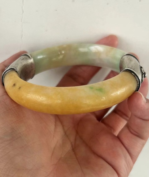 古玩玉器晚清民國翡翠鐲子拍賣，當前價格3850元