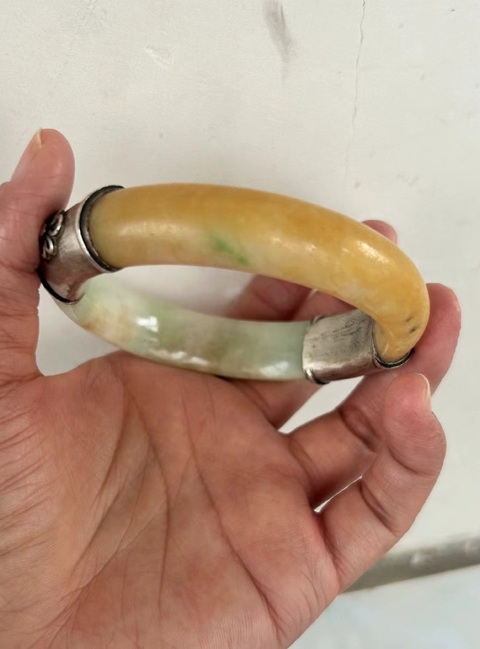 古玩玉器晚清民國翡翠鐲子拍賣，當前價格3850元