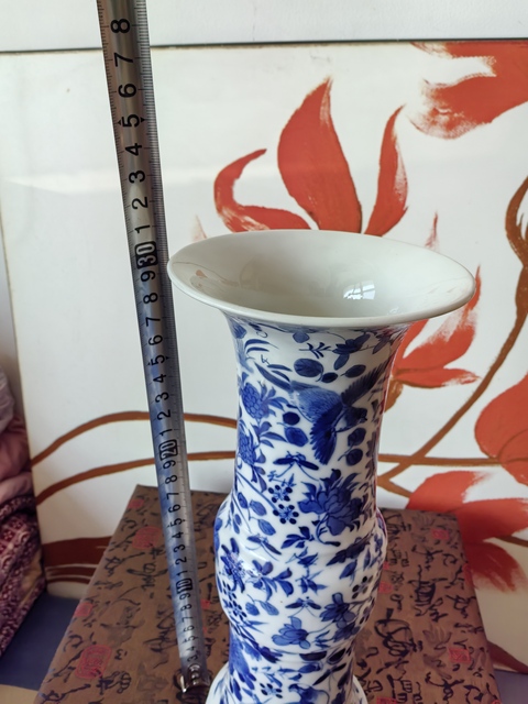古玩陶瓷花鳥紋青花花觚拍賣,當前價格2980元