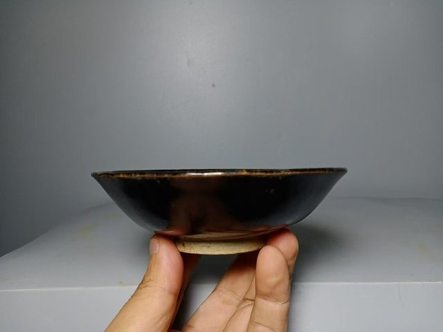 古玩陶瓷鐵銹紅盞拍賣,當前價格689元