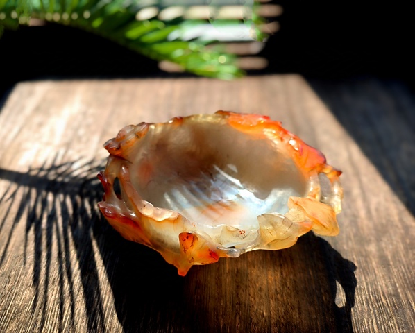 古玩玉器清代瑪瑙雕“花卉紋水盂”拍賣,當(dāng)前價(jià)格7200元