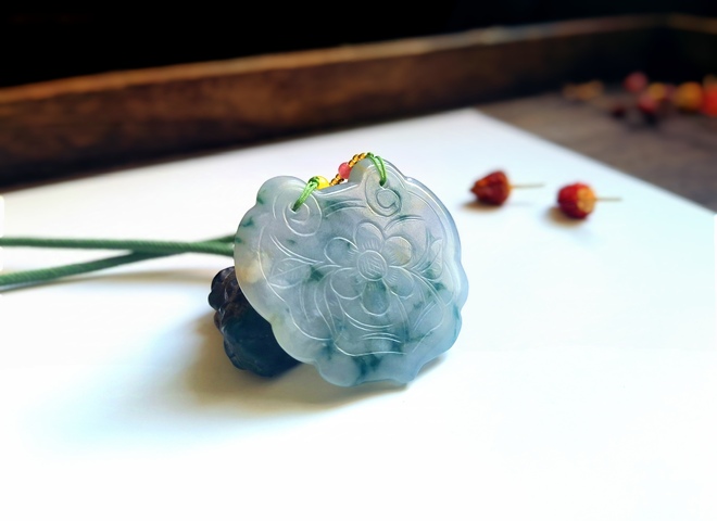 Yahoo!オークション -「中国 翡翠」(陶芸) (工芸品)の落札相場