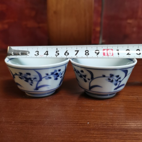 古玩陶瓷民國花卉紋青花杯一對拍賣，當前價格290元