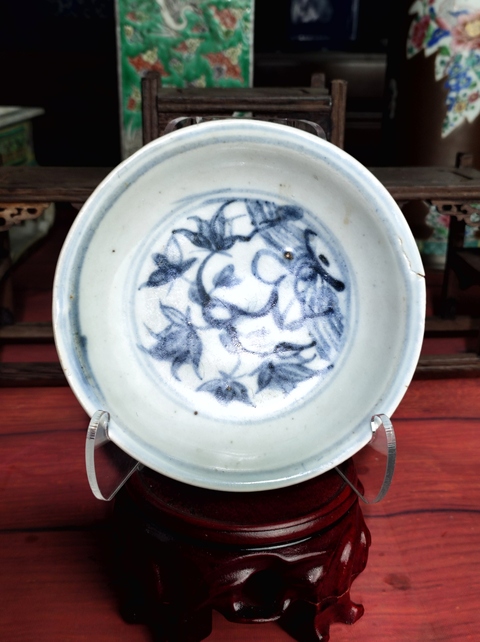 古玩陶瓷明代青花花卉紋盤拍賣,當前價格2800元