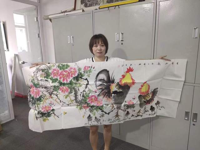 古玩字畫中美協會員名家 曹珊珊小六尺花鳥帶合影拍賣,當前價格228元