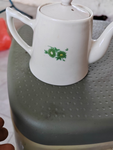 古玩陶瓷石頭記竹節(jié)把馬蹄壺拍賣，當前價格399元