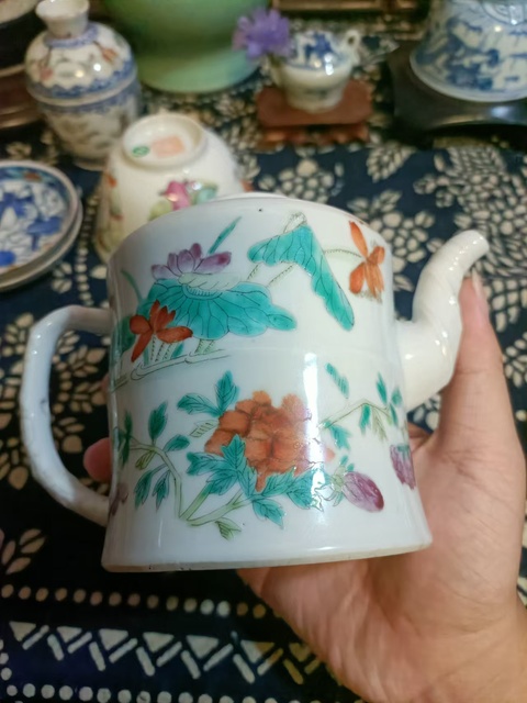 古玩陶瓷晚清花卉紋粉彩執壺拍賣，當前價格4888元