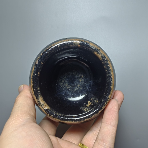 古玩陶瓷明代黑釉小罐拍賣,當(dāng)前價(jià)格238元