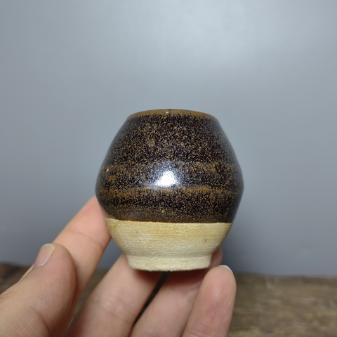 古玩陶瓷清代雞心杯拍賣,當(dāng)前價(jià)格158元