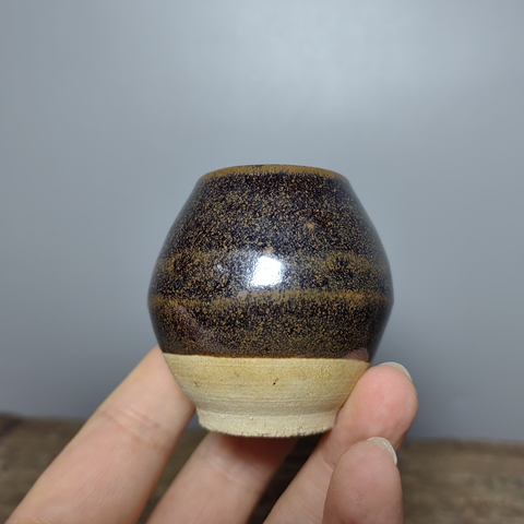 古玩陶瓷清代雞心杯拍賣,當(dāng)前價(jià)格158元