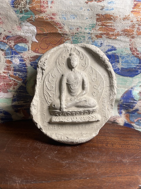 古玩雜項元代.釋迦摩尼佛擦擦  (線條之美 無相之境)拍賣，當前價格0元