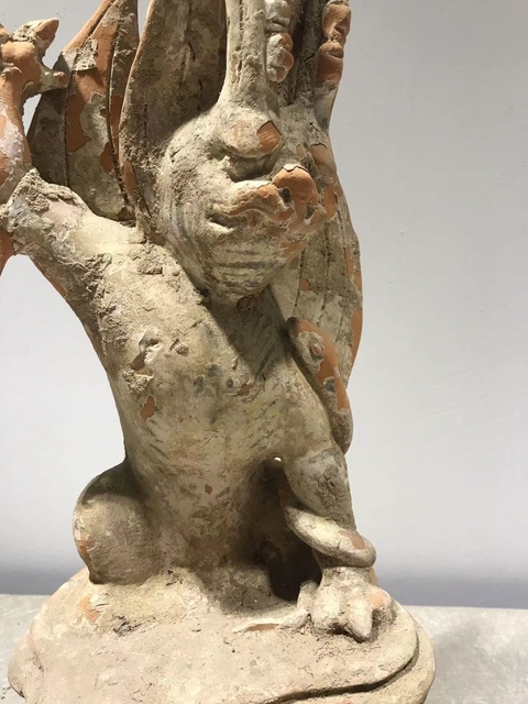 古玩陶瓷抓天獸和它的小伙伴拍賣,當(dāng)前價(jià)格16000元