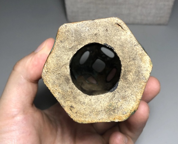 古玩陶瓷清代精品鏤空鈞釉底座拍賣，當(dāng)前價(jià)格1200元