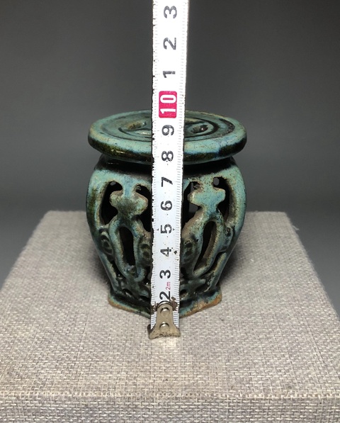 古玩陶瓷清代精品鏤空鈞釉底座拍賣，當(dāng)前價(jià)格1200元