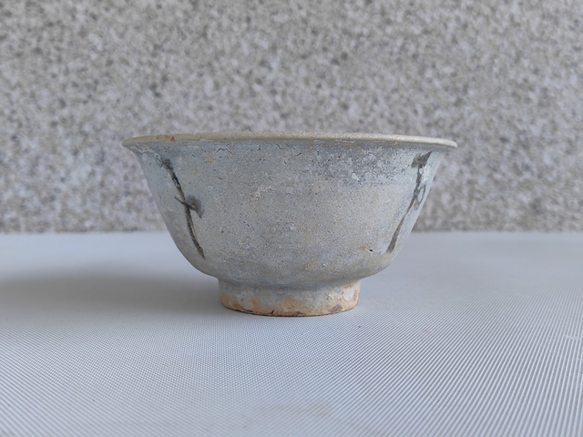 古玩陶瓷青花花卉文字茶碗拍賣，當前價格850元