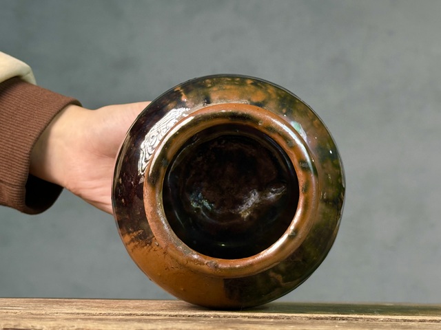 古玩陶瓷明清、磁州窯、茶葉罐拍賣,當(dāng)前價(jià)格188元