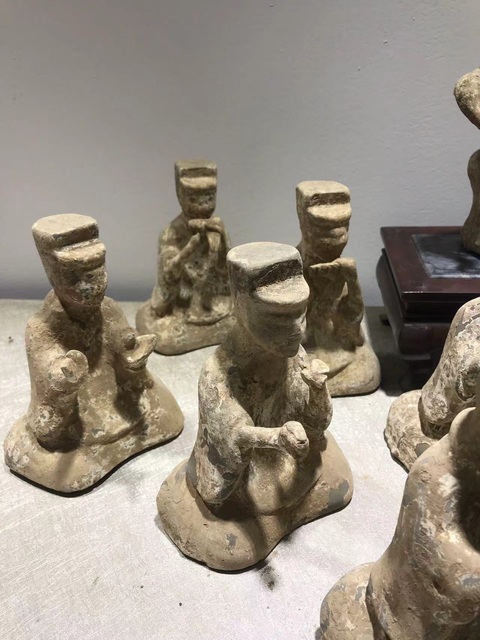 古玩陶瓷接著奏樂接著舞拍賣，當前價格30000元