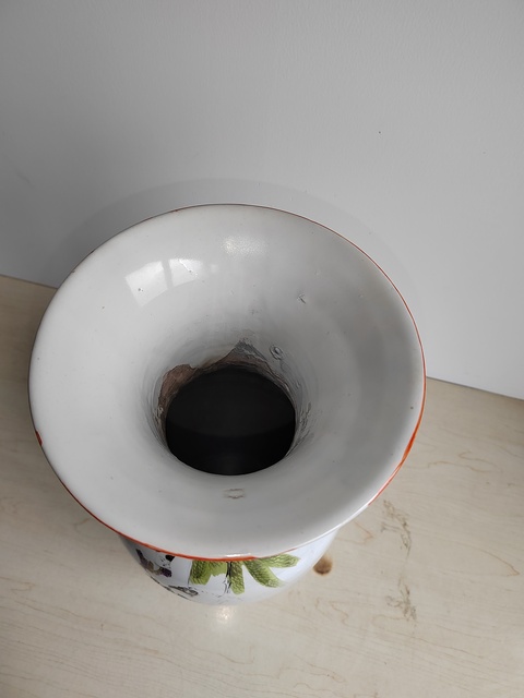 古玩陶瓷仕女嬰戲紋三娘教子圖彩繪瓶拍賣，當前價格400元