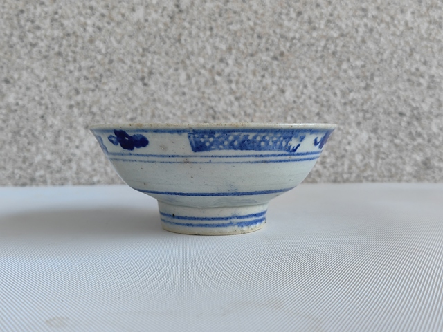 古玩陶瓷青花花卉紋茶碗拍賣,當前價格680元