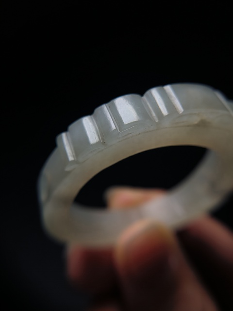 古玩玉器清代和田玉“轉(zhuǎn)心佩外環(huán)”拍賣,當前價格4500元