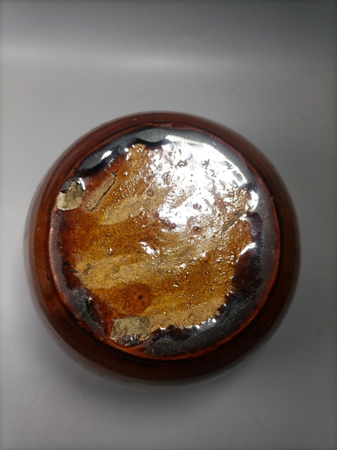古玩陶瓷清中晚紅釉西瓜罐拍賣,當前價格999元