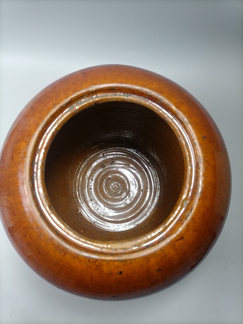古玩陶瓷清中晚紅釉西瓜罐拍賣,當前價格999元