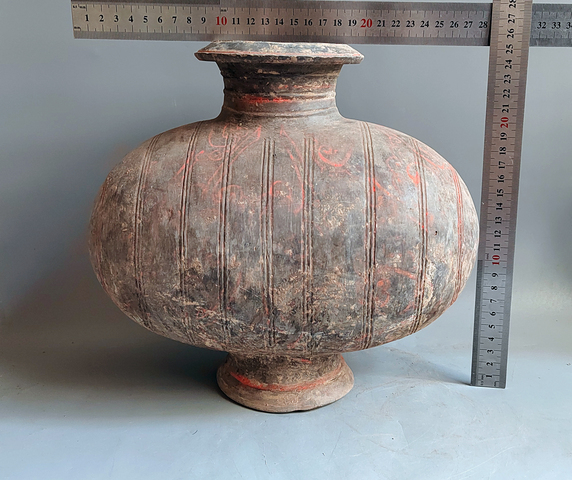 古玩陶瓷漢代 彩繪弦紋繭型壺(博物館藏級)拍賣,當前價格2600元