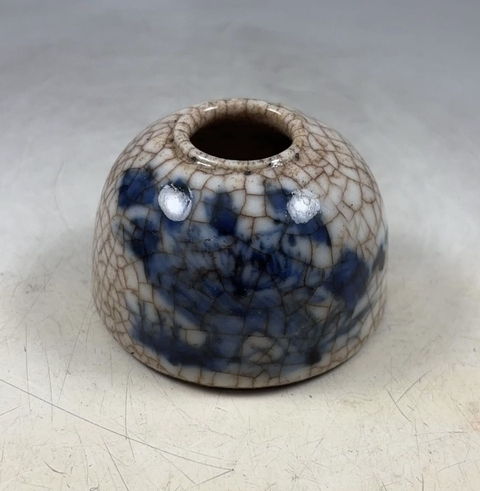 古玩陶瓷【收藏級(jí)精品】哥釉青花花卉紋水盂【文房雅器】【路份高,收藏價(jià)值好】拍賣(mài),當(dāng)前價(jià)格0元