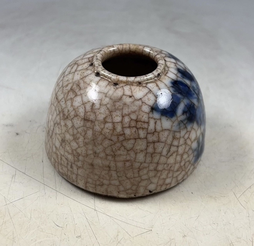 古玩陶瓷【收藏級(jí)精品】哥釉青花花卉紋水盂【文房雅器】【路份高,收藏價(jià)值好】拍賣(mài),當(dāng)前價(jià)格0元