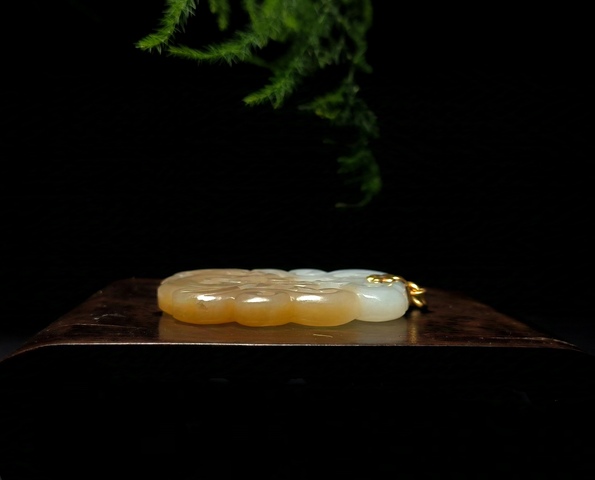 古玩玉器清代和田玉雕“龍鳳佩”拍賣，當前價格9500元