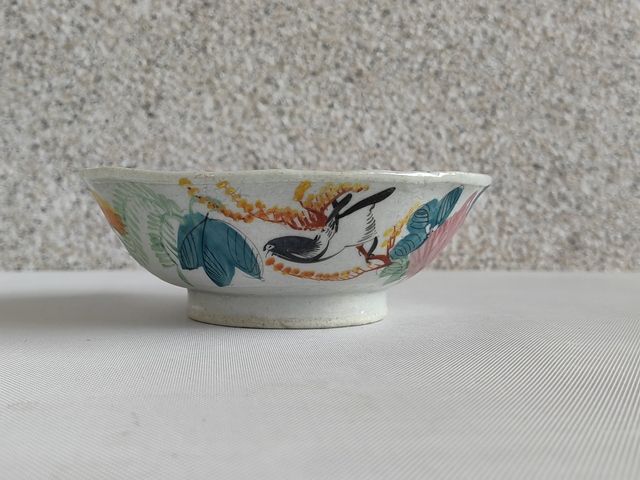 古玩陶瓷粉彩花鳥紋葵口碗拍賣，當前價格298元