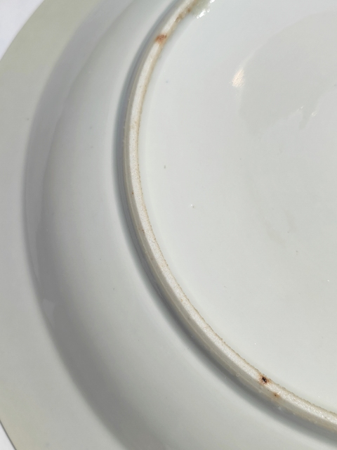 古玩陶瓷清中晚期 青花趕珠龍紋折腰盤拍賣，當前價格5600元