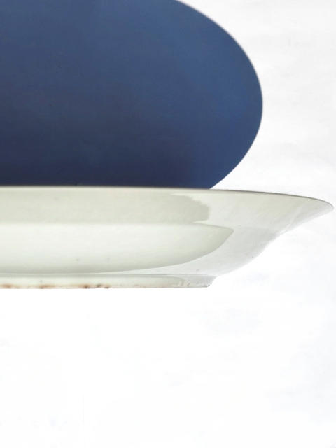 古玩陶瓷清中晚期 青花趕珠龍紋折腰盤拍賣，當前價格5600元