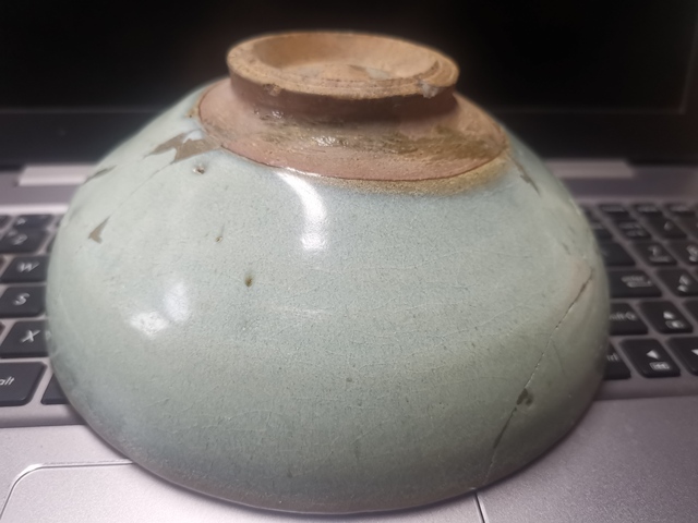 古玩陶瓷精品鈞窯天藍釉紫斑大碗拍賣,當前價格6666元