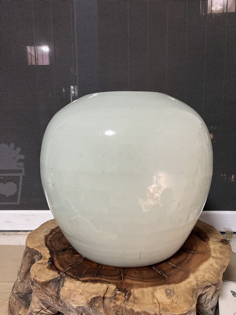 古玩陶瓷清中晚期豆青釉青花獅子繡球圖西瓜罐拍賣,當(dāng)前價(jià)格3888元