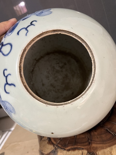 古玩陶瓷清中晚期豆青釉青花獅子繡球圖西瓜罐拍賣,當(dāng)前價(jià)格3888元