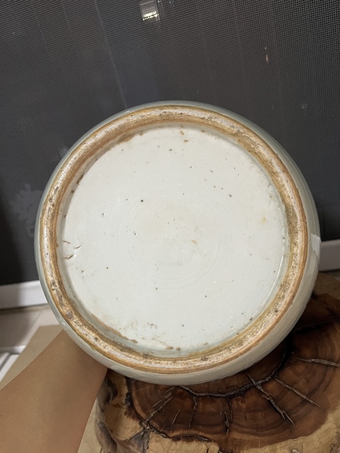 古玩陶瓷清中晚期豆青釉青花獅子繡球圖西瓜罐拍賣,當(dāng)前價(jià)格3888元
