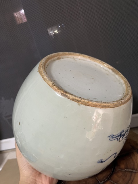 古玩陶瓷清中晚期豆青釉青花獅子繡球圖西瓜罐拍賣,當(dāng)前價(jià)格3888元