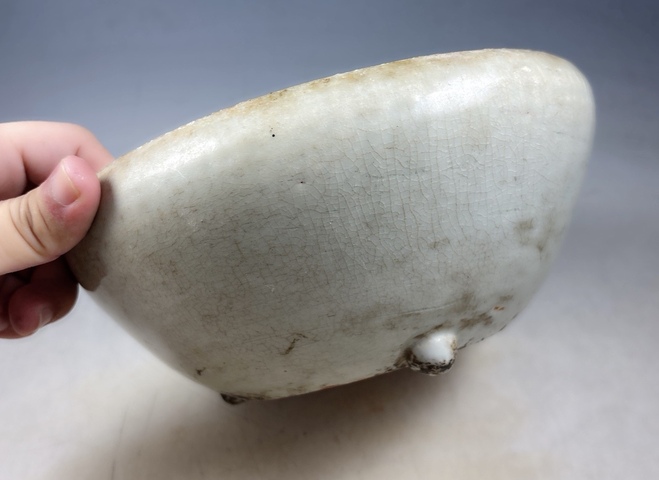 古玩陶瓷清中期淡青釉三乳足缽式香爐拍賣，當前價格1800元