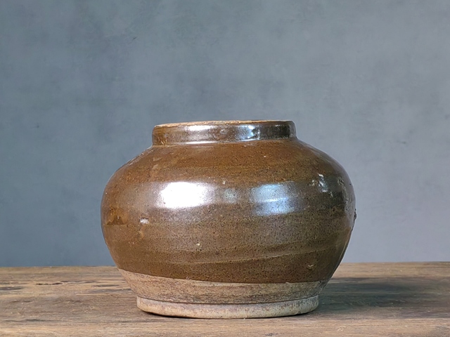 古玩陶瓷清代時(shí)期,茶葉罐拍賣,當(dāng)前價(jià)格128元