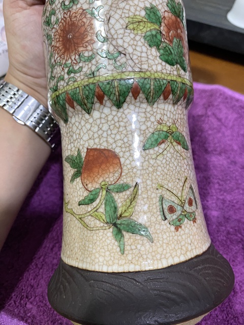 古玩陶瓷哥釉五彩花卉紋花觚拍賣(mài),當(dāng)前價(jià)格2580元